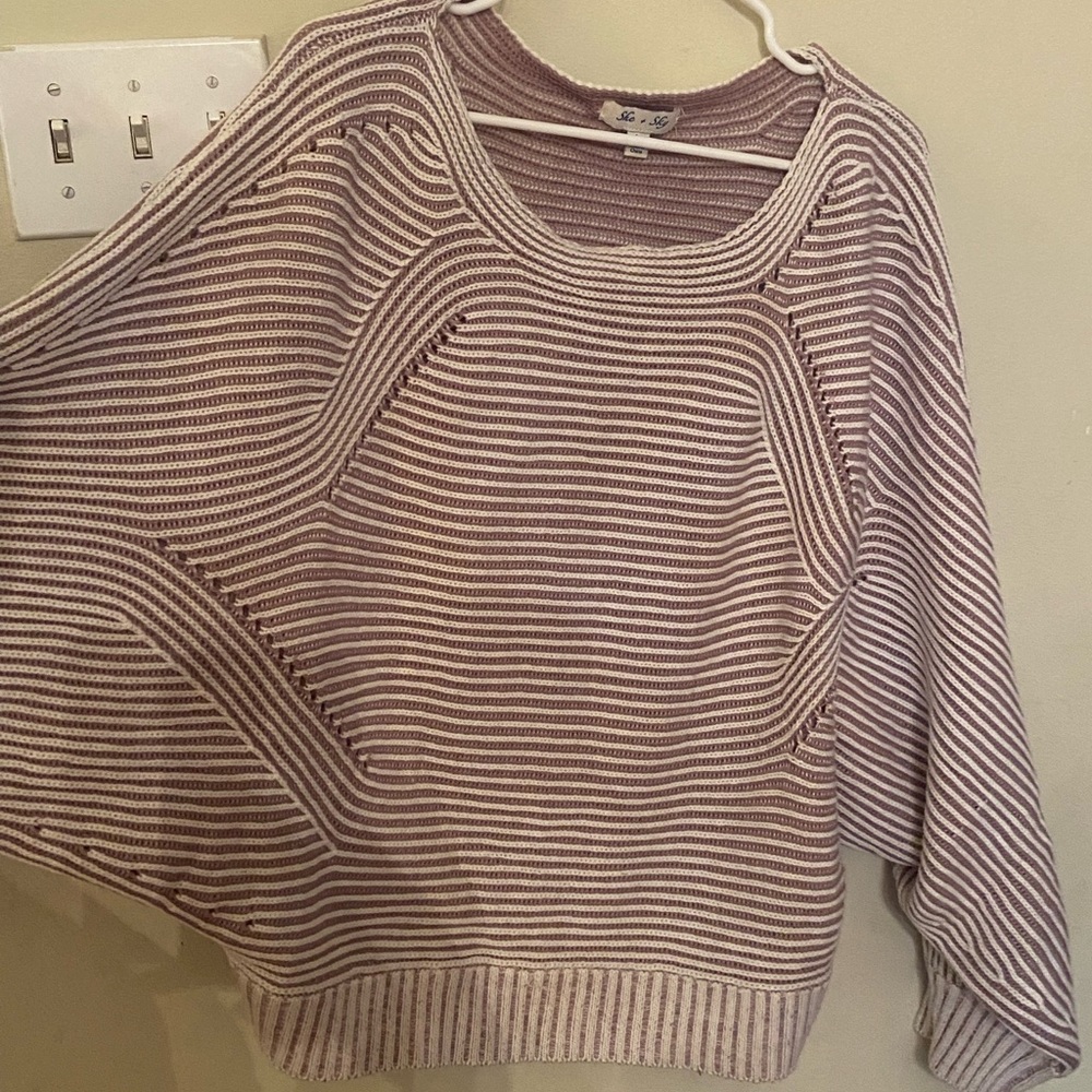 Sweater - Picture 2 of 5